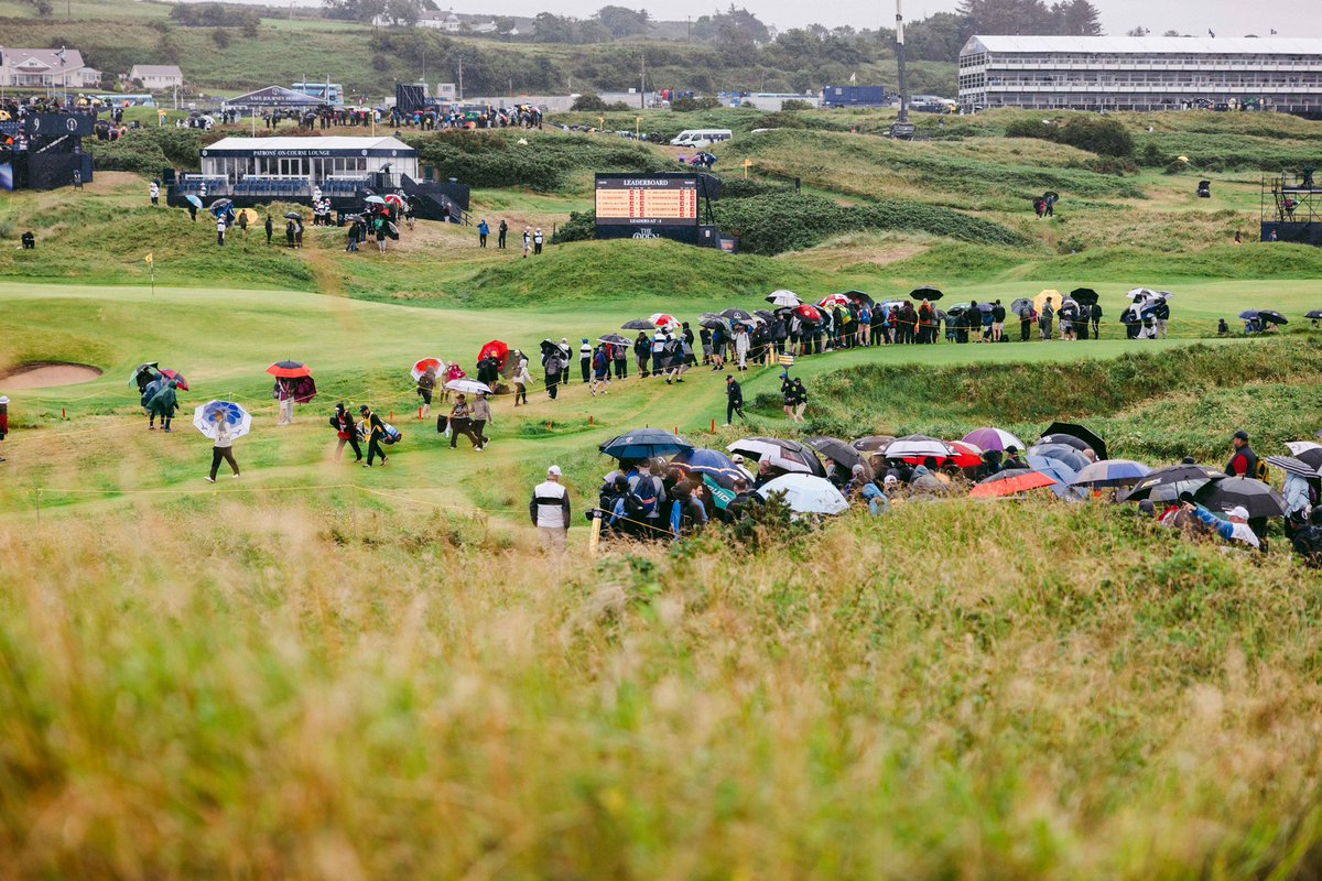 PGATOUR2K's tweet image. Just a little bit of rain out here @TheOpen 🌧️ #TheOpenChampionship