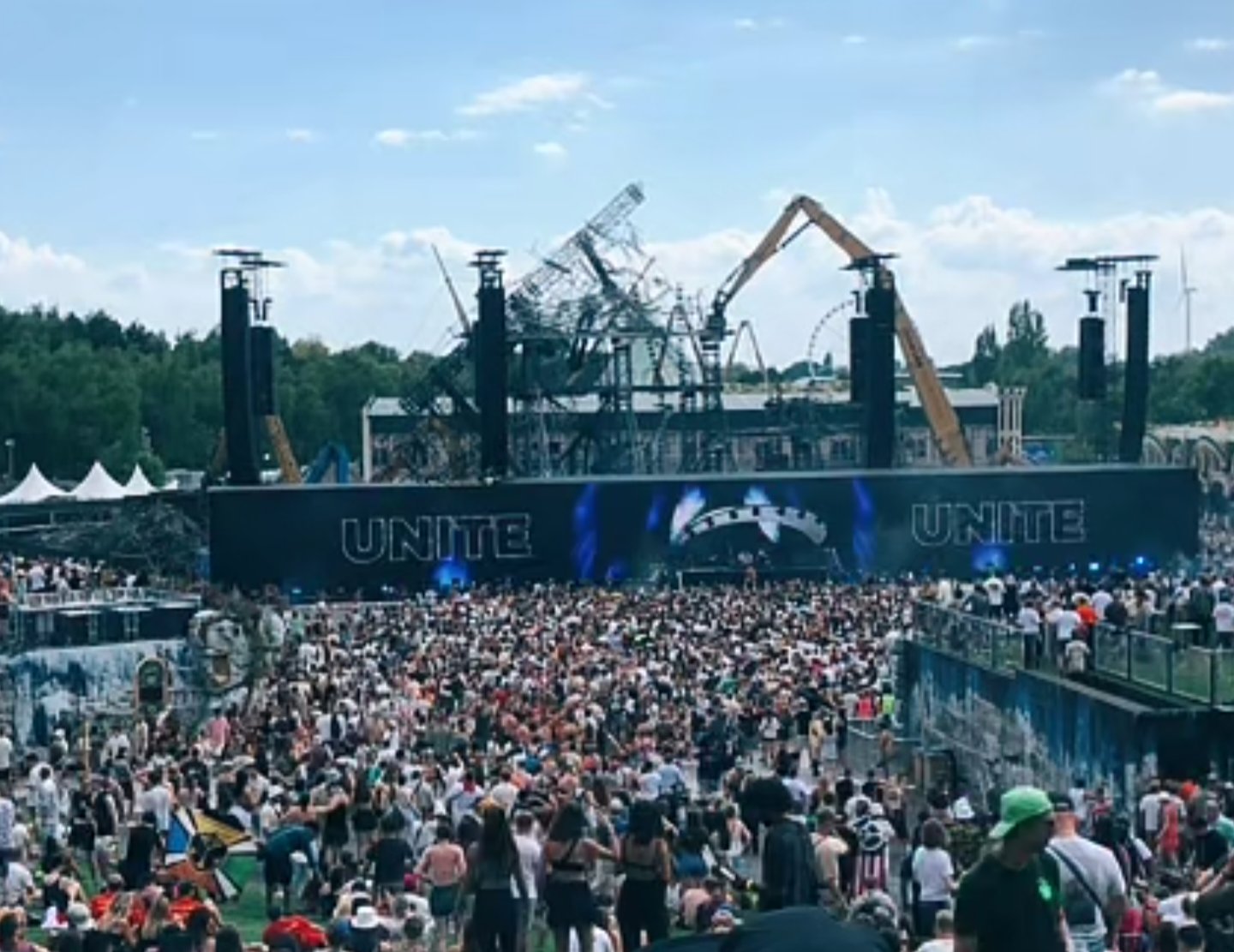 TOMORROWLAND - unpretty315* HRDCVRZ on X: 