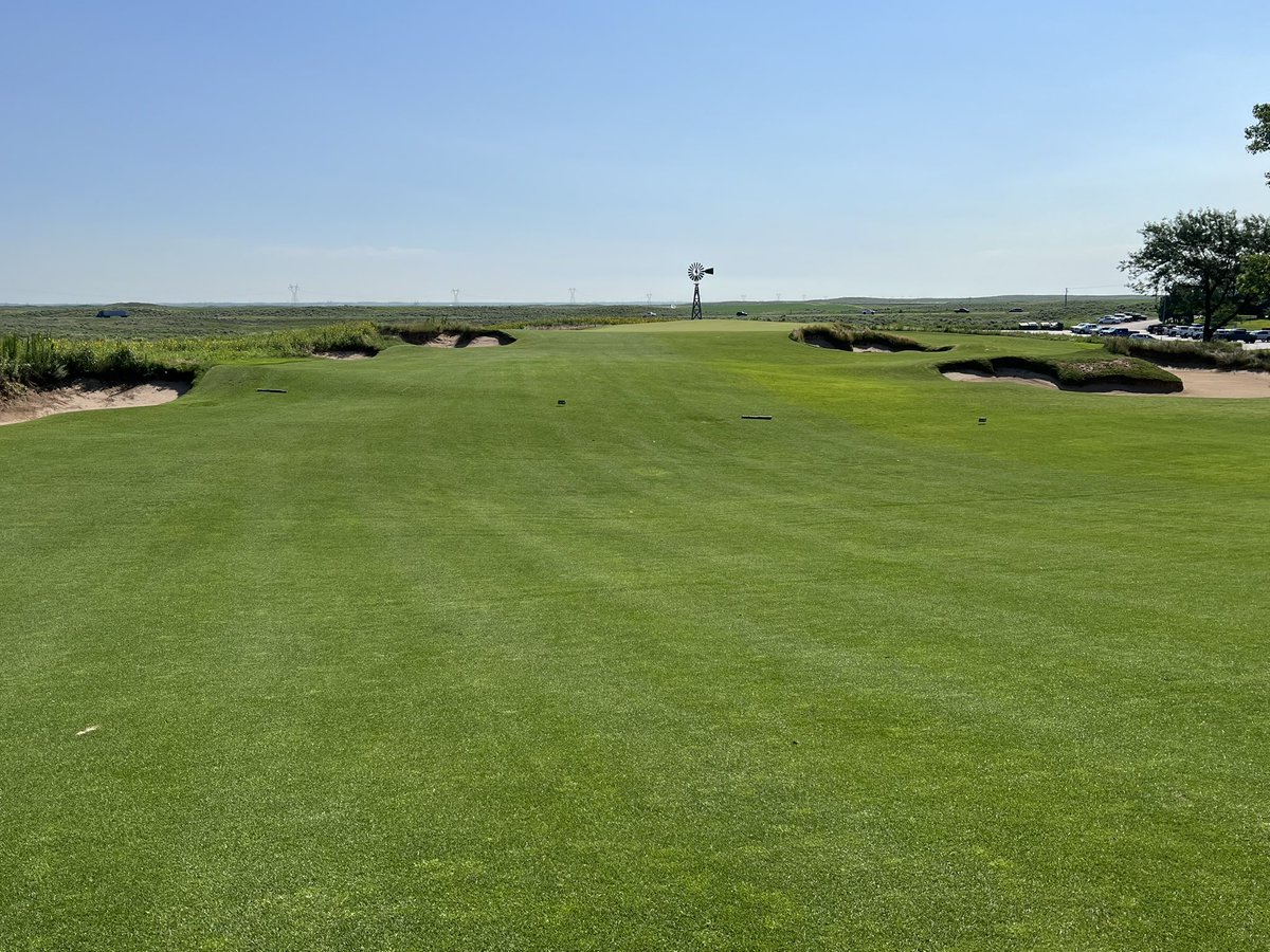 Never discount what small, daily wins can add up to over the course of a year.

One year ago our small staff began re-routing/renovating four entire holes. All work was completed in-house except for the shaping by Zach Varty.

#9 (365 days apart)

1% better everyday #TeamTatonka