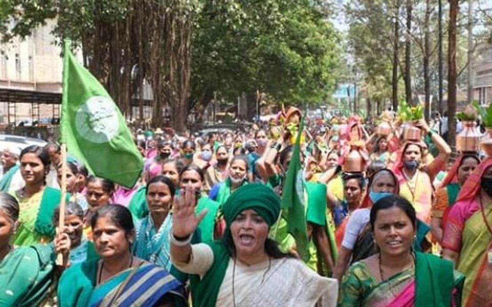 bilaterals_org tweet media