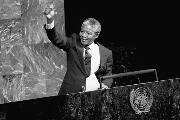 Journal_UN_ONU's tweet image. 🕊️ Honoring Legacy, Inspiring Change — Nelson Mandela International Day 🌍
Today, we honor the life and legacy of Nelson Mandela—a global icon of peace, justice, and human dignity. Mandela Day reminds us that each of us has the power to make a difference and to build a more…