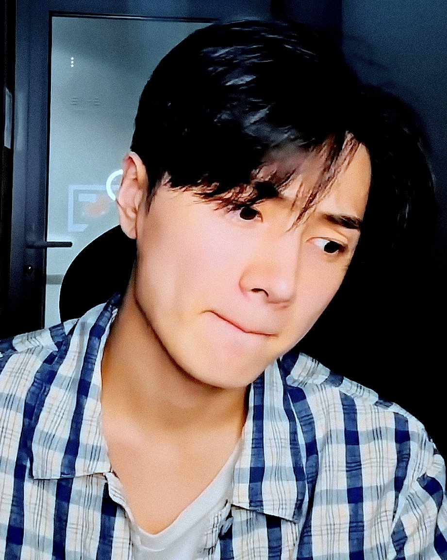 th3starjay's tweet image. 250716 #제이 #종성 #JAY
blog.kakaocdn.net/dna/4MTmC/btsP…