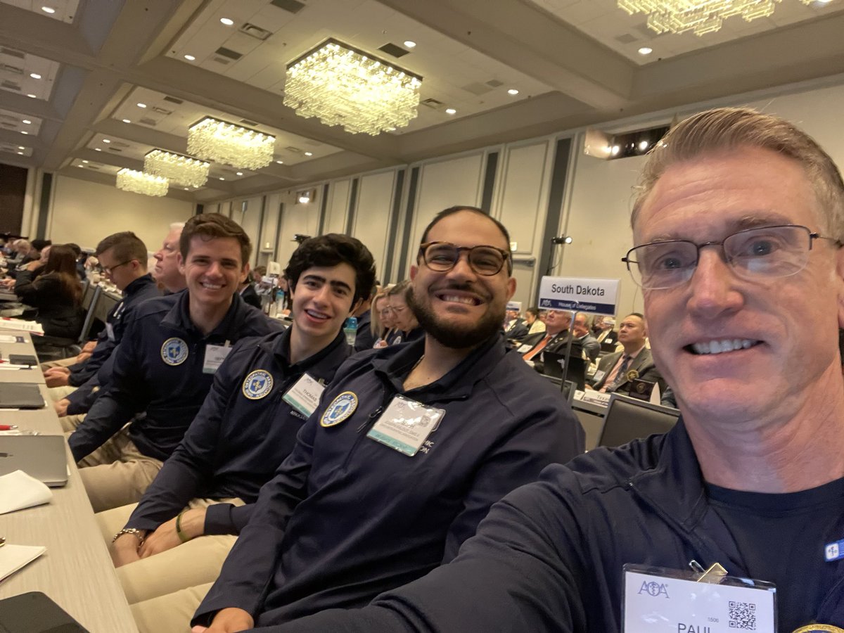 DrScheatzle's tweet image. Proud of our Osteopathic Medical Students. Our future is in great hands! @AOAforDOs @DavidBroderDO @OhioDOs