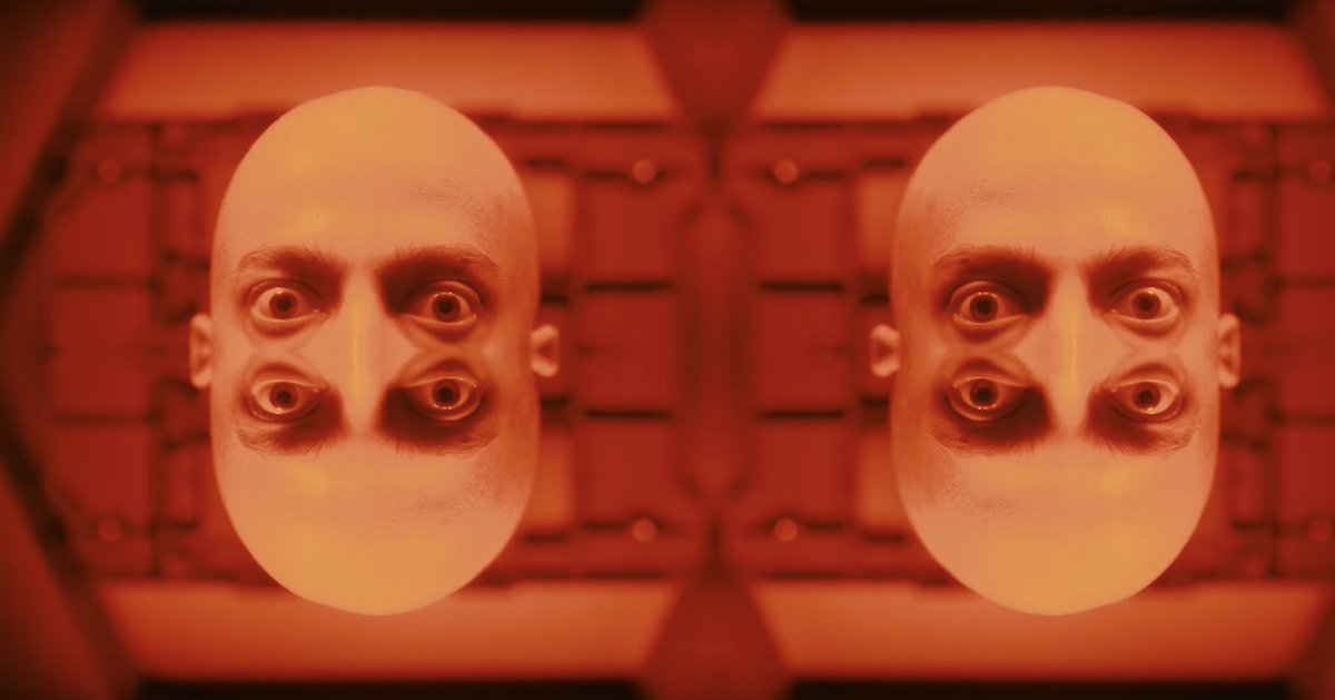 firstshowing's tweet photo. This looks super trippy... A sort of new take on The Fly, about a guy who invents a tunnel to the subatomic parallel universe, and tries to cure cancer. But the experiment goes wrong and well... You'll have to watch to find out!! 🙈🙈 Opening soon and out on VOD. #TheAFrame https://t.co/ZtH7gBdo0O