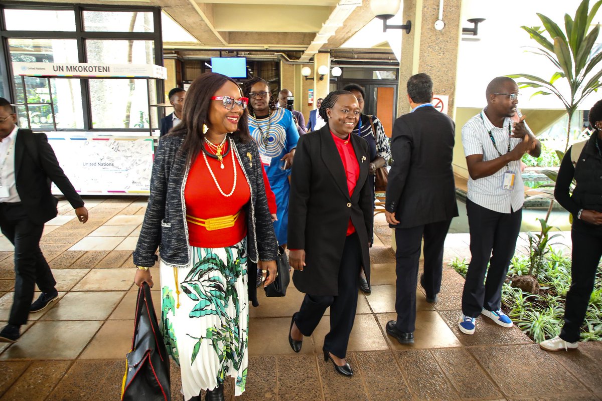 DeboraBarasa's tweet image. As #AMCEN20 concluded, I proudly represented H.E. President @WilliamsRuto at the 40th anniversary of AMCEN.
Leaders reflected on 4 decades of action & called for bold steps in climate finance, tech, critical minerals & unity in global talks.
We endorsed the Tripoli Declaration.…