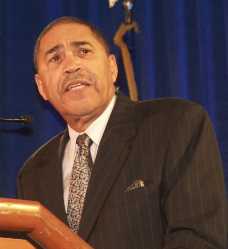 MMULSTL's tweet image. The Urban League @ulstl expresses our deepest condolences to the Clay Family upon the passing of former Congressman William L. Clay, Sr. He was a giant in the Congress and a civil rights pioneer who helped transform St. Louis and change the lives of countless people locally and…