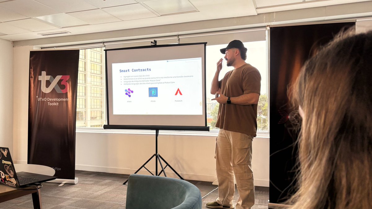 FedeWeill's tweet image. Last week we hosted a workshop in Buenos Aires titled “Building dApps with the UTxO Model” in collaboration with @InputOutputHK (local office team is amazing!).
Nearly 50 developers joined us for a two-part session: an introduction to the extended UTxO model, followed by…