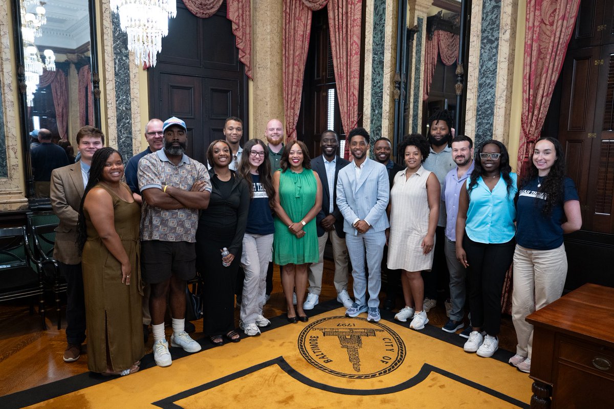 CMThomasPHL's tweet image. Yesterday, Team Thomas along with @AndreDCarroll took a trip to Baltimore!
We met with @mayorbmscott and members of City Council, enjoyed some Maryland crabs, and learned a lot about Baltimore’s recent successes.
Great day in the Charm City 💫