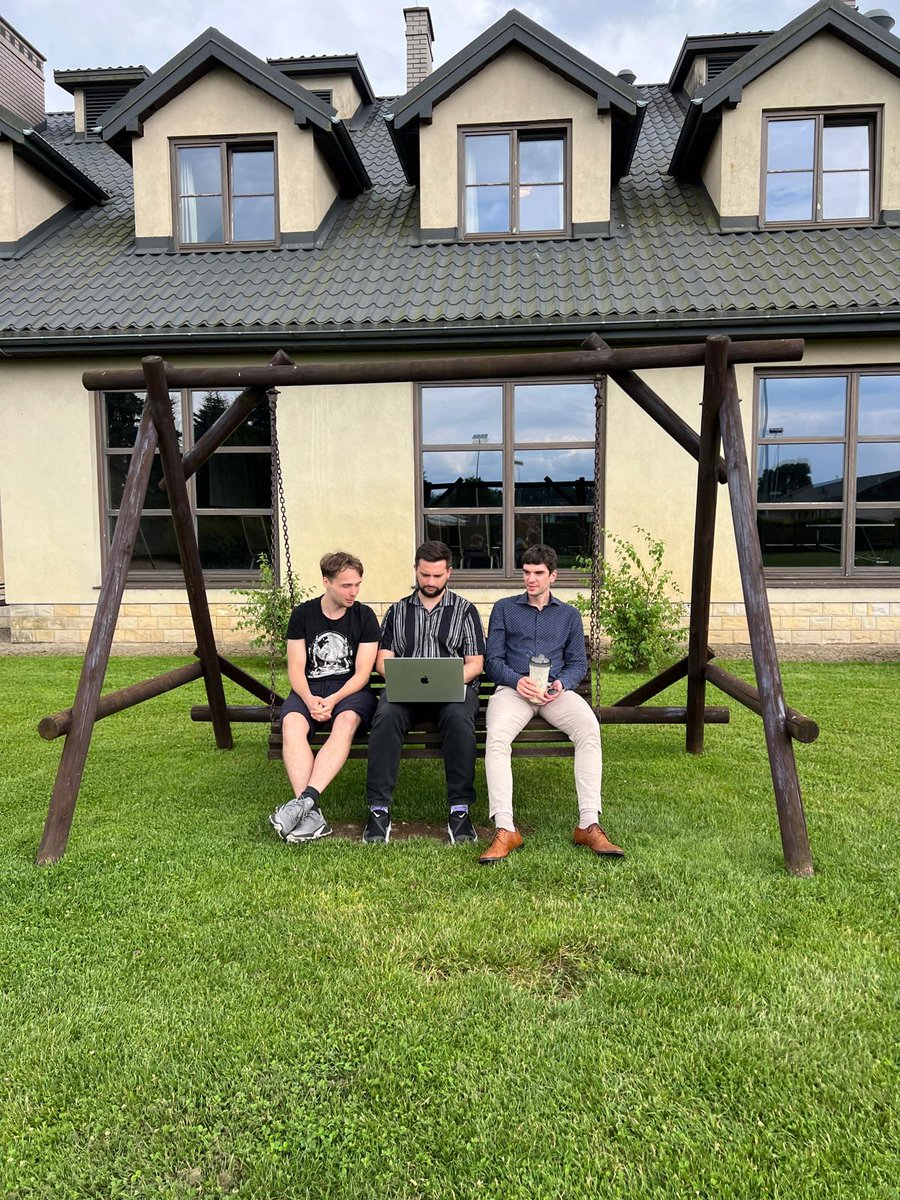 vlayer_xyz's tweet image. We took vlayer offline for a few days:
Workshops, strategy sessions, and long conversations about what we're building and why.
Also: kayaking, alpacas, and some much-needed sun.
Offsites like this remind us - strong teams build things that matter 🦙