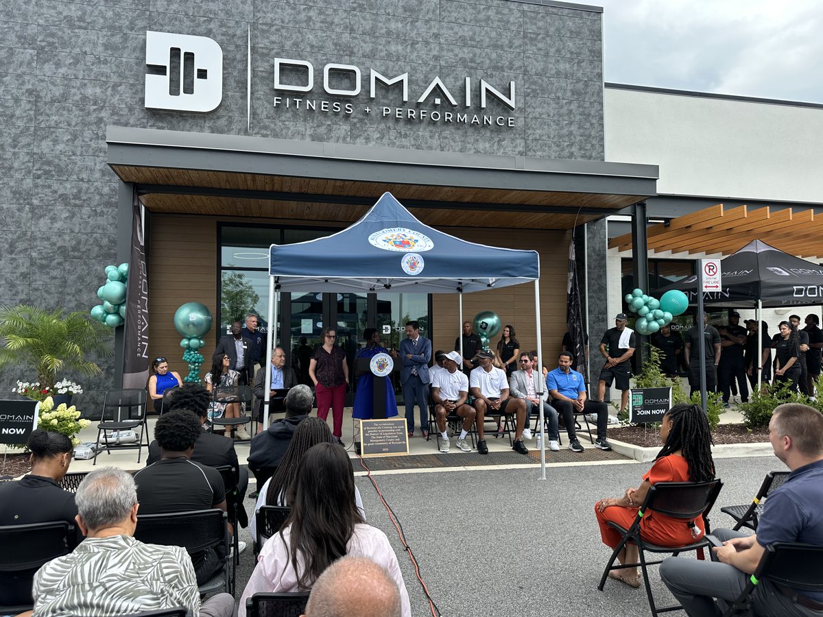 MontCoExec's tweet image. Big day in Burtonsville!
We’re proud to welcome Domain Fitness + Performance as the final anchor in the newly revitalized Burtonsville Crossing Shopping Center.
This state-of-the-art facility brings new energy, new opportunity, and healthier living to East County!