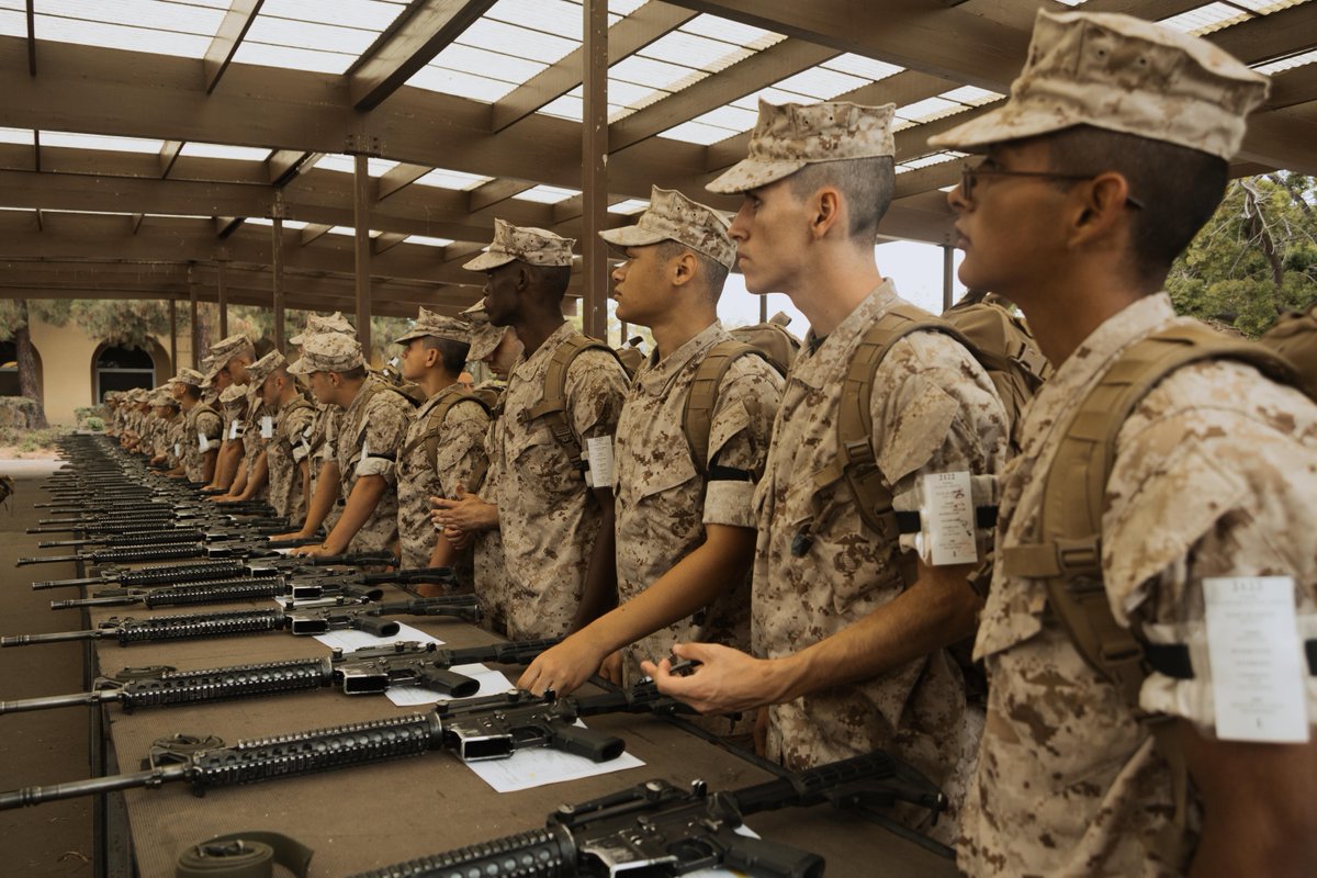 USMC's tweet image. #MarineCorps recruits with Fox Company, 2nd Recruit Training Battalion, learn how to drill before an M16A4 service rifle issue at Marine Corps Recruit Depot San Diego, California, July 14, 2025.
Recruits are issued rifles during recruit training, marking a key milestone that…