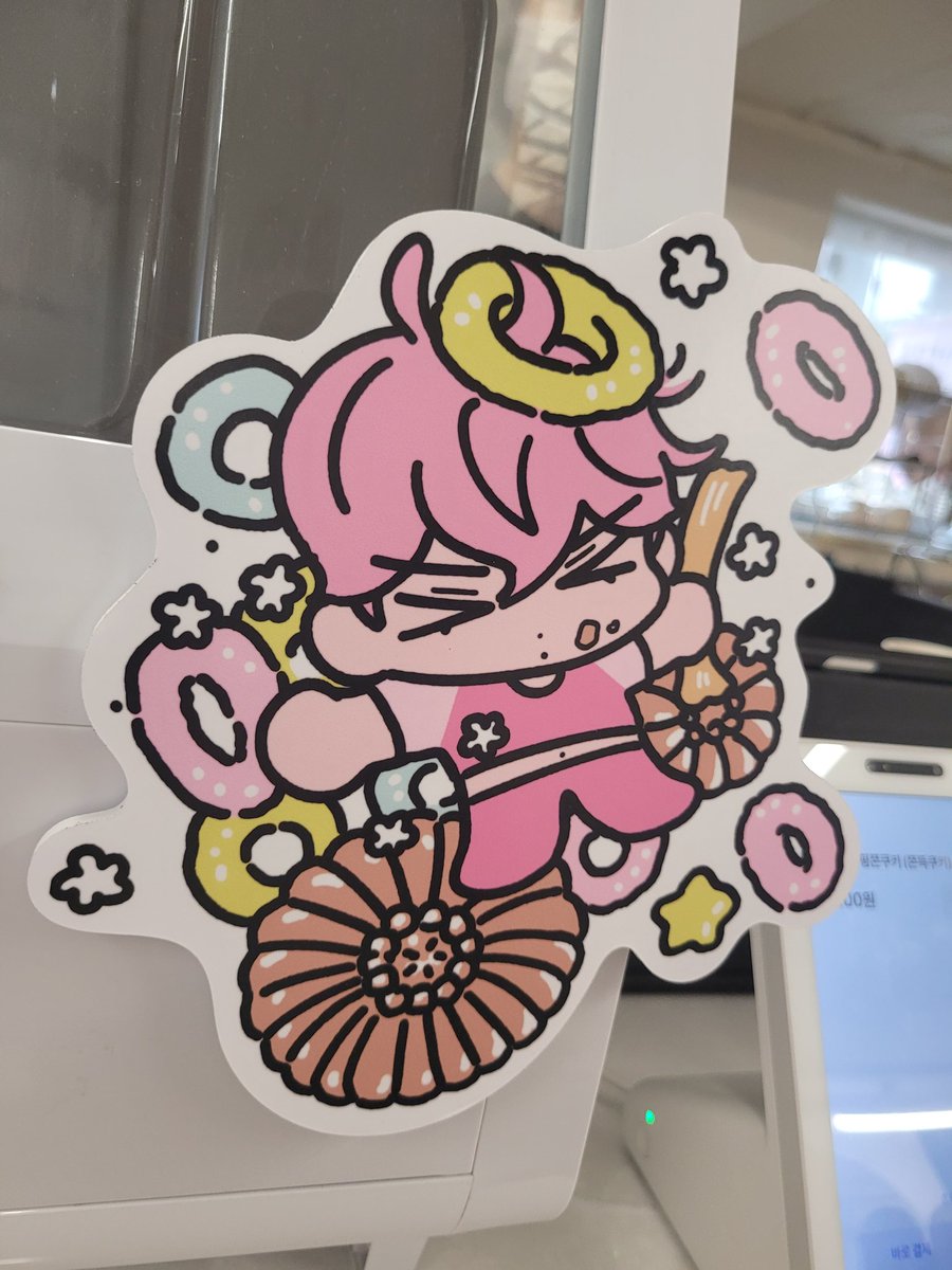 #캔디캔디밤비 ♡
#CandyCandyBamby ♡

14일에 다녀왔어요
혼자 입구문을 못열어서 조금 부끄러웠어요..ㅠ
트친님 자만추한곳이에요
덕분에 재미있게 돌았어요^^