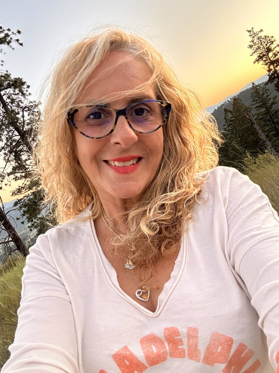 TSLATNA's tweet image. “LIFE IS precious, and there are no guarantees about how much time you have left. So, live each day to the fullest, take good care of yourselt, and most importantly, be grateful for the chance to live another day.”
-Roger Ree