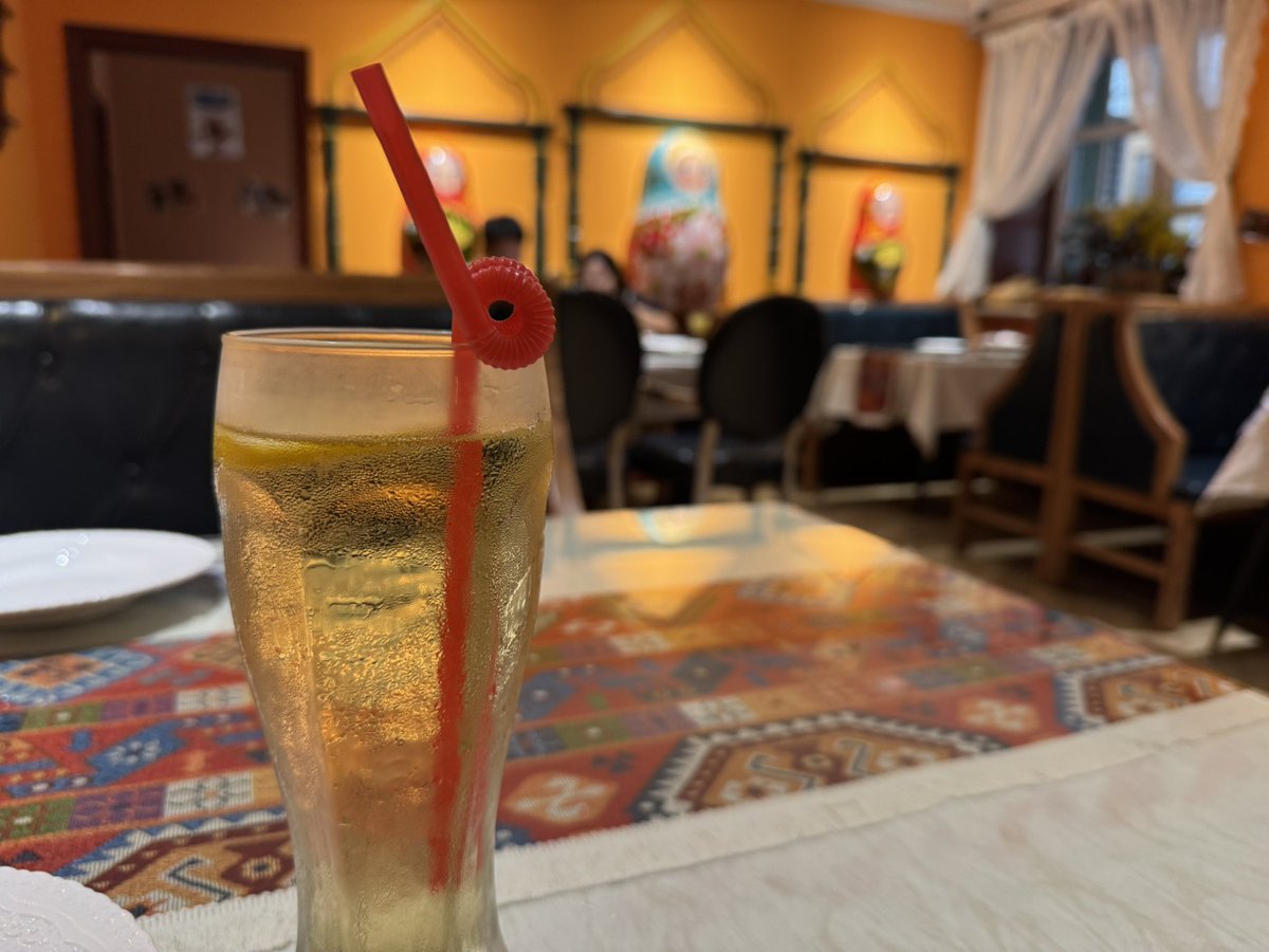 285taina's tweet image. ロシア料理なう。
いろんな理由でロシアに行けないので、哈爾浜で食べます。
結構美味しいーー
値段194元もして横転。ほぼ4000円じゃん、、、
