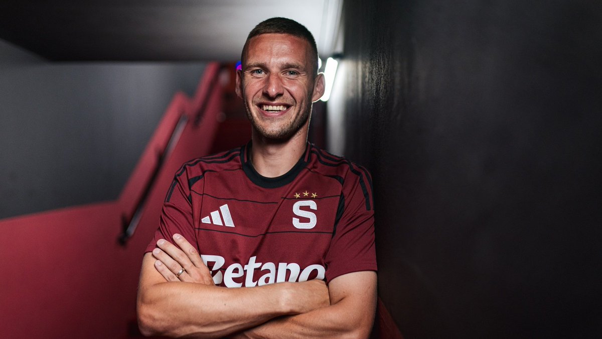 oneplaysportcz's tweet image. ⚽ Sparta načne novou sezonu s posilami Pavlem Kadeřábkem, Santiagem Enemem a Dominikem Hollým. Jak se staronovému kouči Brianu Priskemu osvědčí? 🧐 #chanceliga #sparta

Foto: AC Sparta Praha