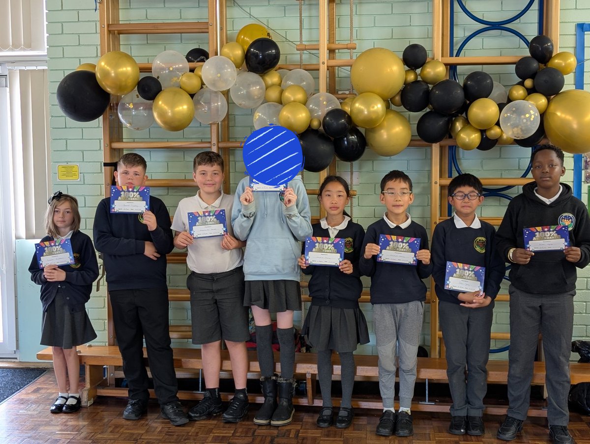 CastleViewAcad's tweet photo. Our amazing 100% attendance pupils!! Not missed a single day. 3 of them have had 100% for 2 years straight! Incredible! @CastleViewAcad @CidariEducation https://t.co/E3fCoJg92P