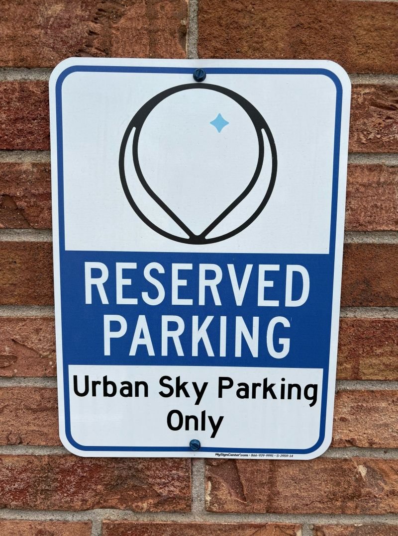 naywilliams's tweet image. There is just something about a #DeepTech #Board Meeting that hits different! @urbanskyimaging 🎈