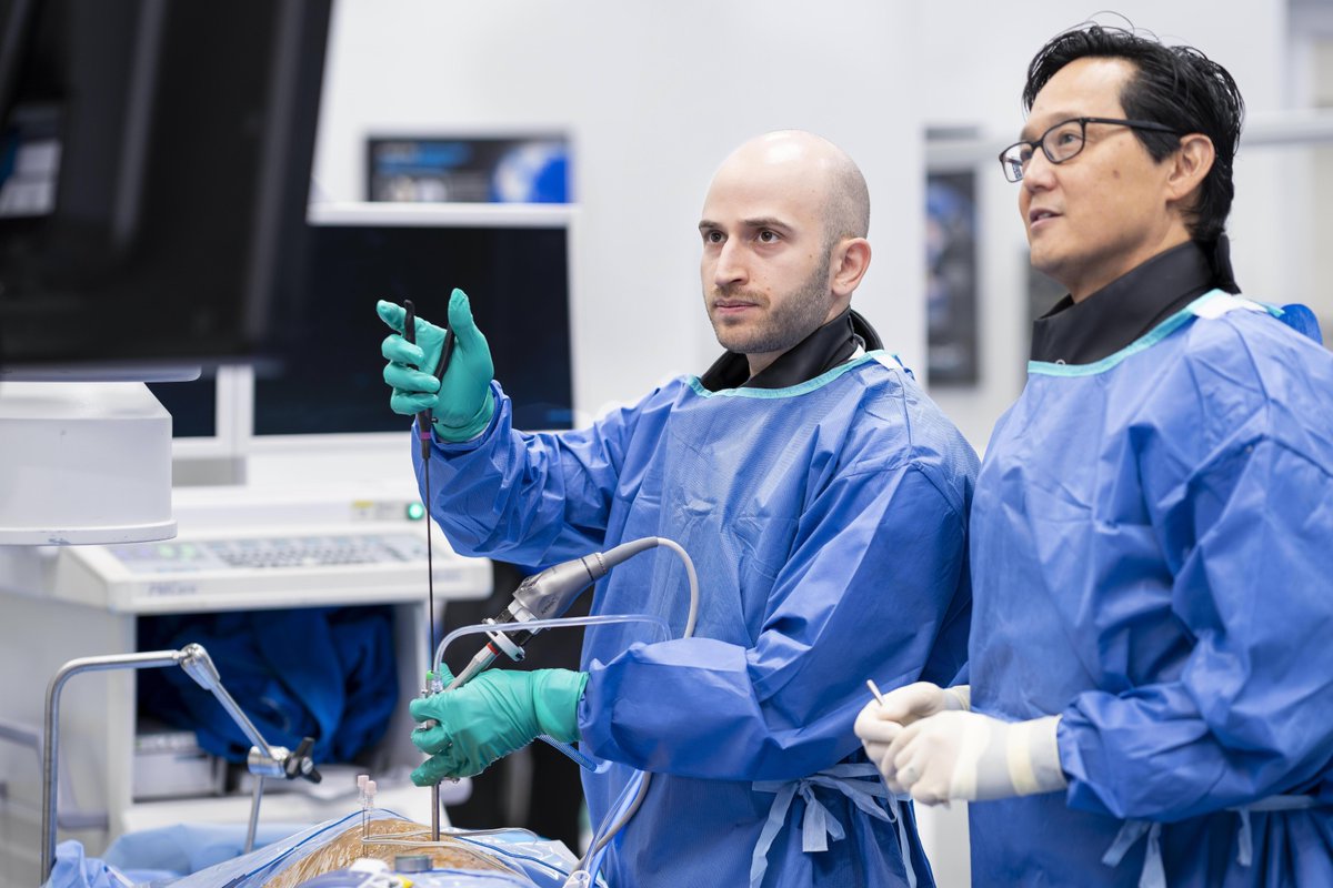 ArthrexSpine's tweet image. Spine fellows—the time is now!
Enrollment is open for the Arthrex UltraMIS Spine Fellowship Program, and spots are filling fast. This curated year-long experience is built for orthopedic spine fellows, neurosurgery fellows, and neurosurgical residents in their final year of…