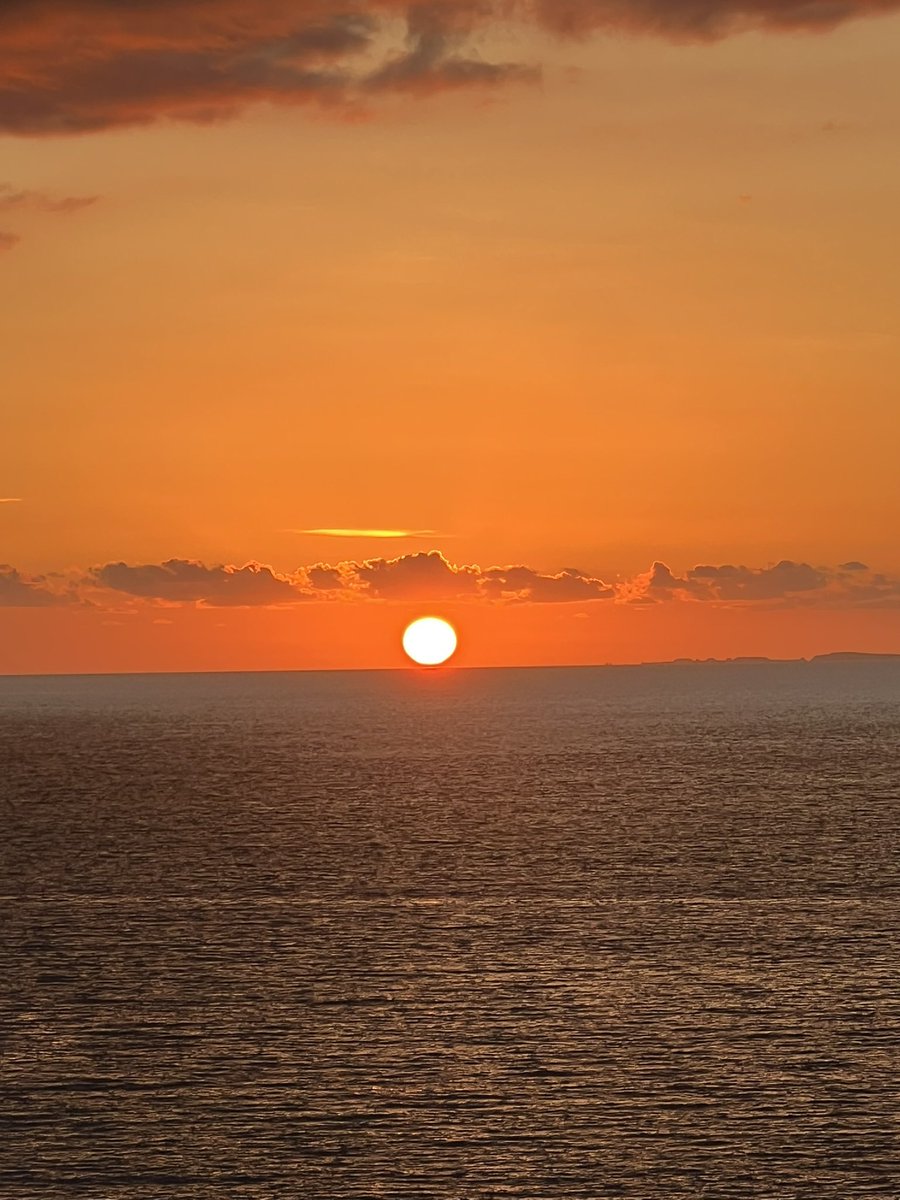 RomanCarvajal's tweet image. Esto no está a discusión, -la mejor puesta de sol- ☀️
es la de mi rancho, #PuertoVallarta simplemente hermosa 🤩