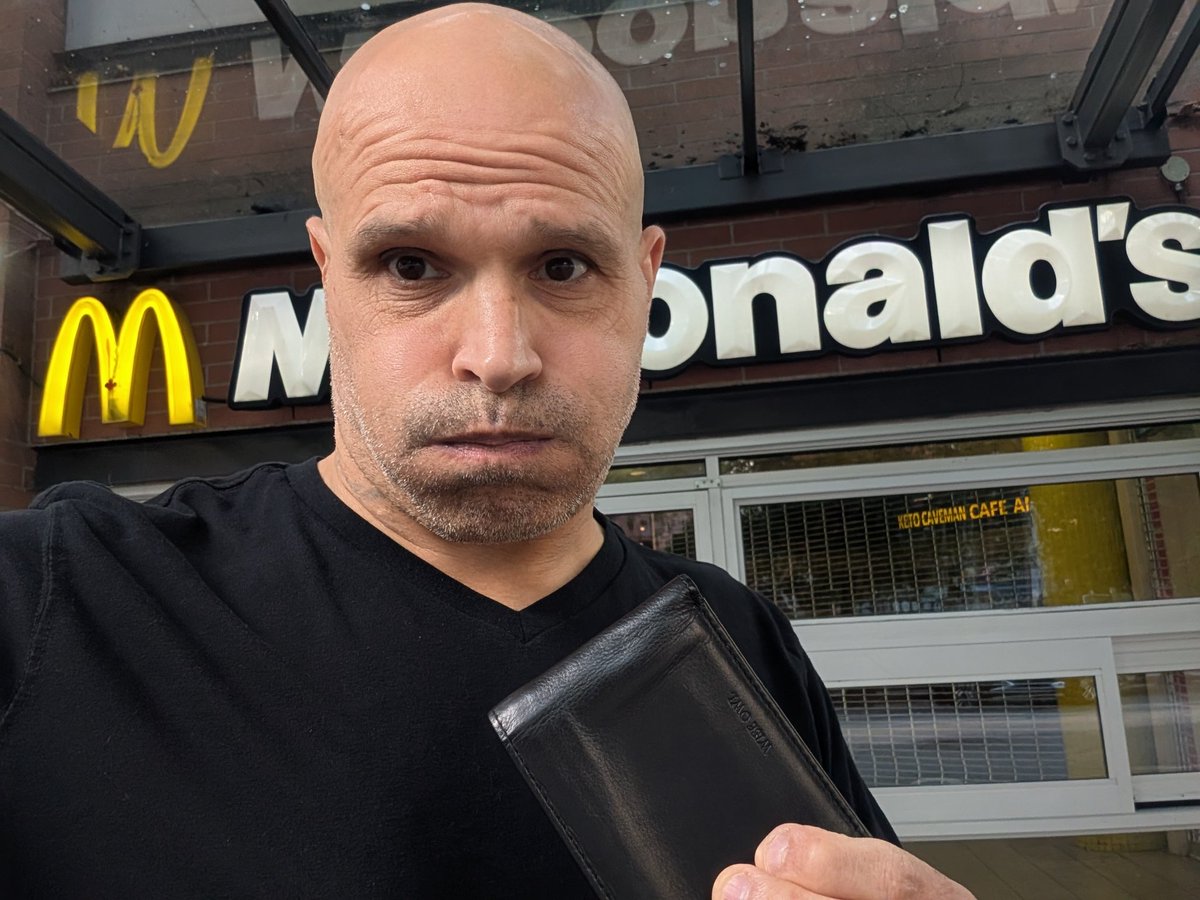 guyfelicella🇨🇦🍁 tweet media