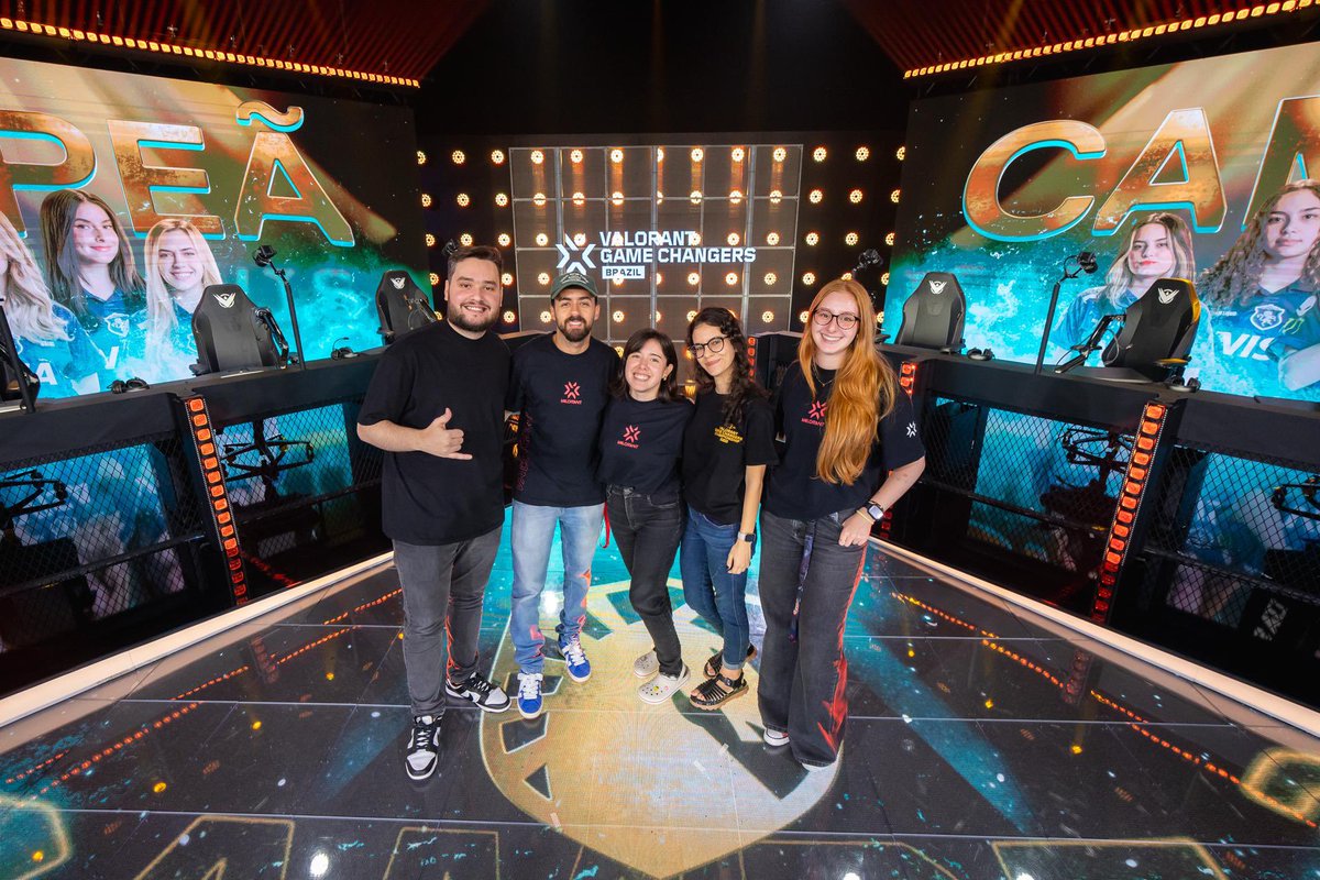 Olá, pessoas! Gostaria de compartilhar que já não faço mais parte da Riot Brasil e estou aberta pra freelas

Tenho experiência como produtora de transmissão e associada. Curiosa como sou, topo explorar outros papéis tb

Minha DM tá aberta e amaria conversar sobre novos projetos!