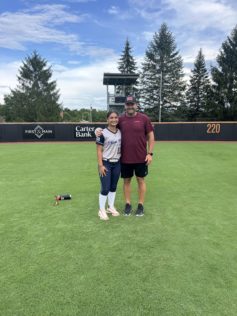 Brooke Rosario tweet media