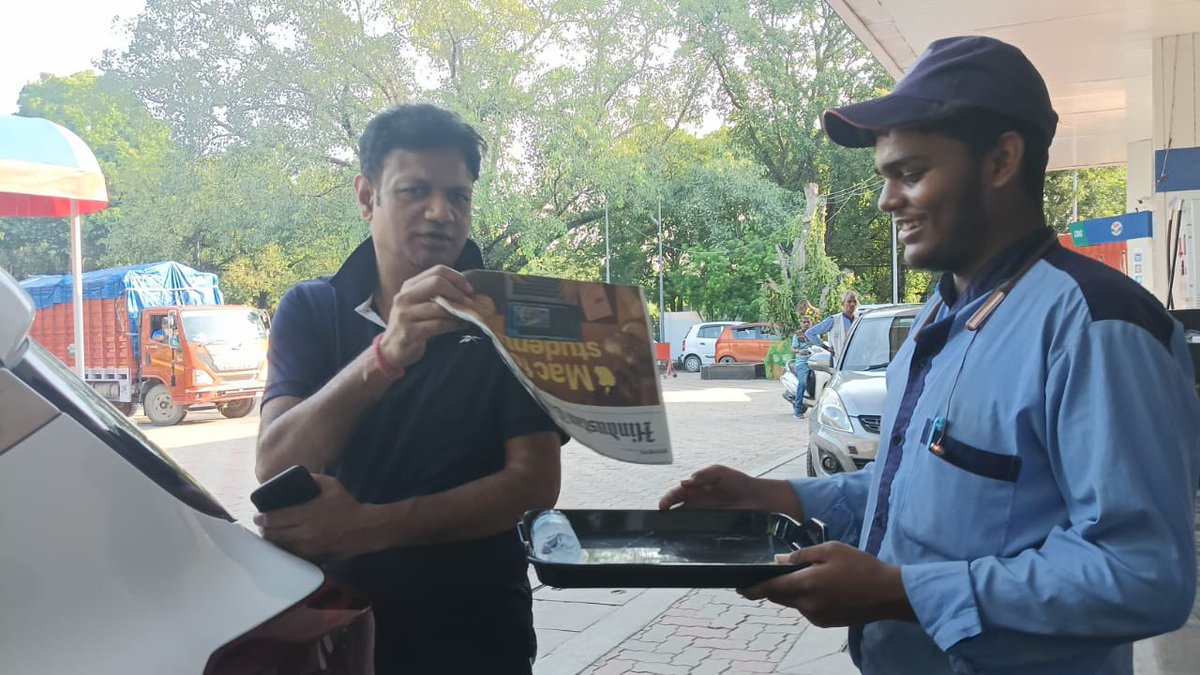 SSpanchshila's tweet image. Fridays at Panchshila hit different.
Monsoon air, happy faces, and heartfelt service - the perfect end to the week.
#ProjectAbhyuday #FridayVibes #DelhiMonsoon #FeelGoodService

@HPCL @hpcl_retail @Rg03Goel @BanaySingh07 @hardik_HPCL