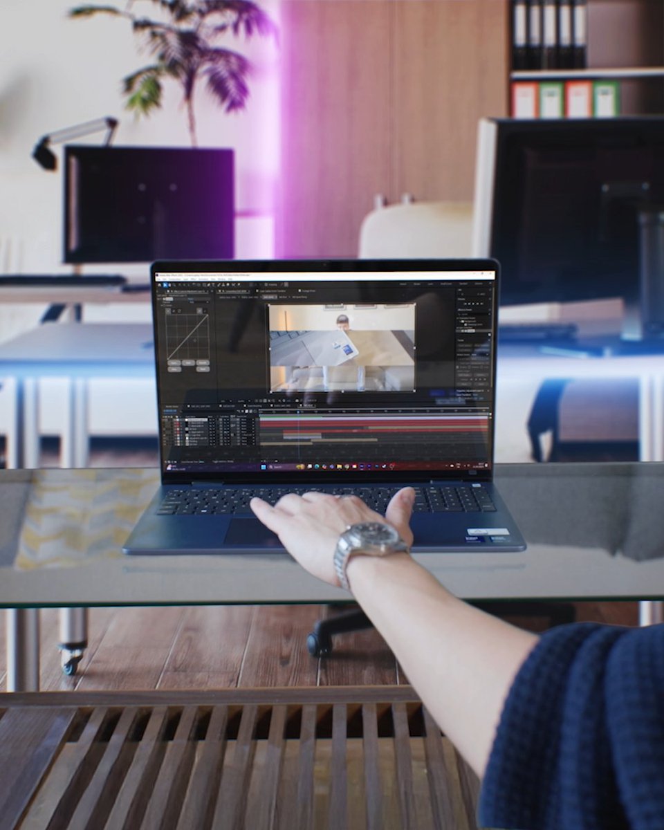 Dell's tweet image. Rate this setup on a scale of 1-10.