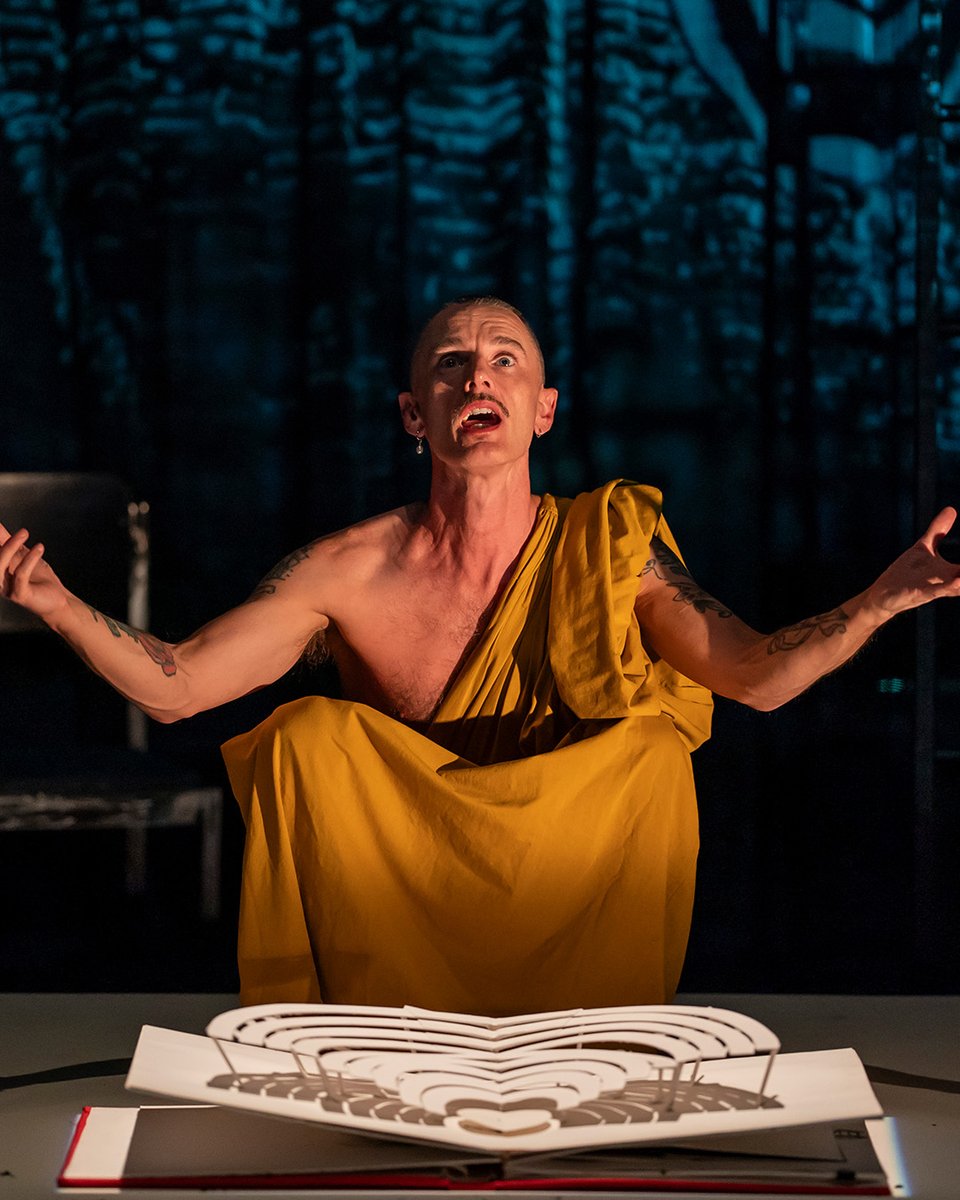 Hamps_Theatre's tweet image. It's the final day of performances for Showmanism π’
β
β
β
β
β
WhatsOnStage
β
β
β
β
The Times
β
β
β
β
The Guardian
β
β
β
β
The Telegraph
β
β
β
β
Financial Times
β
β
β
β
Time Out
Congratulations to Dickie Beau and the entire team behind the production on a fantastic run π