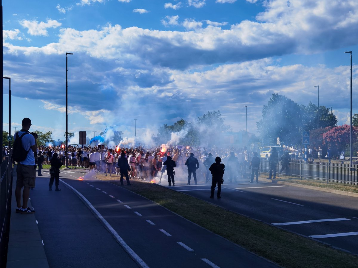 bor_cerne's tweet photo. 17/07/2025 ⚽🇸🇮
🏟️ Stadion Bonifika
Koper : Željezničar 3:1
Conference League Qualification https://t.co/ZENmFgZTNs