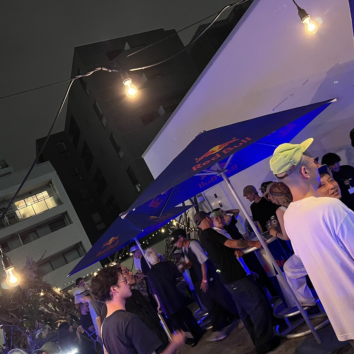 tamutamucafe (@tamutamucafe) on Twitter photo 本日『Moodymann Japan Tour』 <a href="/club_joule/">アメリカ村 CLUB JOULE</a> l で出店中!久しぶりのオールナイト。早い時間からお客さん一杯で盛り上がっております◎タムタムカフェは4F屋上ブースにて出店。メニューは蒸し暑いのでカオマンガイとルークチンムートードのタイ料理縛り。ルークチンは厚揚げにも変更出来てベジ対応。 本日『Moodymann Japan Tour』 <a href="/club_joule/">アメリカ村 CLUB JOULE</a> l で出店中!久しぶりのオールナイト。早い時間からお客さん一杯で盛り上がっております◎タムタムカフェは4F屋上ブースにて出店。メニューは蒸し暑いのでカオマンガイとルークチンムートードのタイ料理縛り。ルークチンは厚揚げにも変更出来てベジ対応。