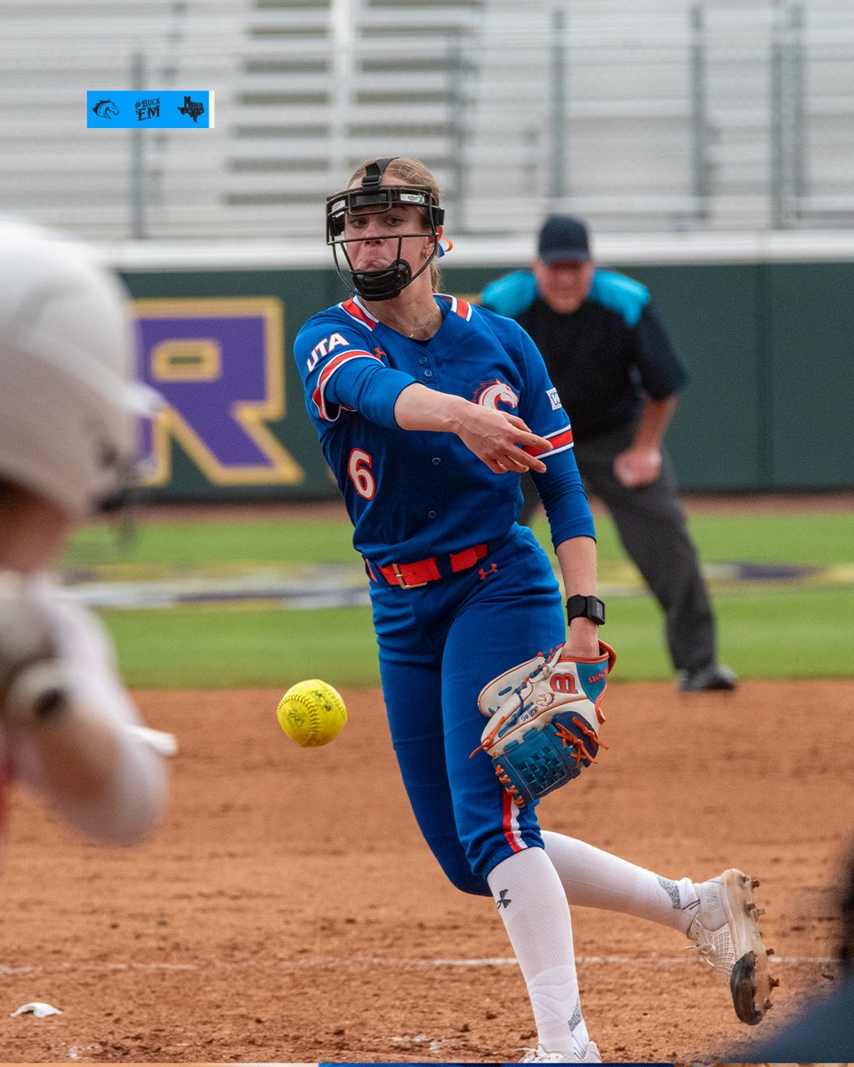 UTAMavsSB's tweet image. Happy belated bday to @BowlinKynlee! π
We hope you enjoyed your day π€
#BuckEmπ