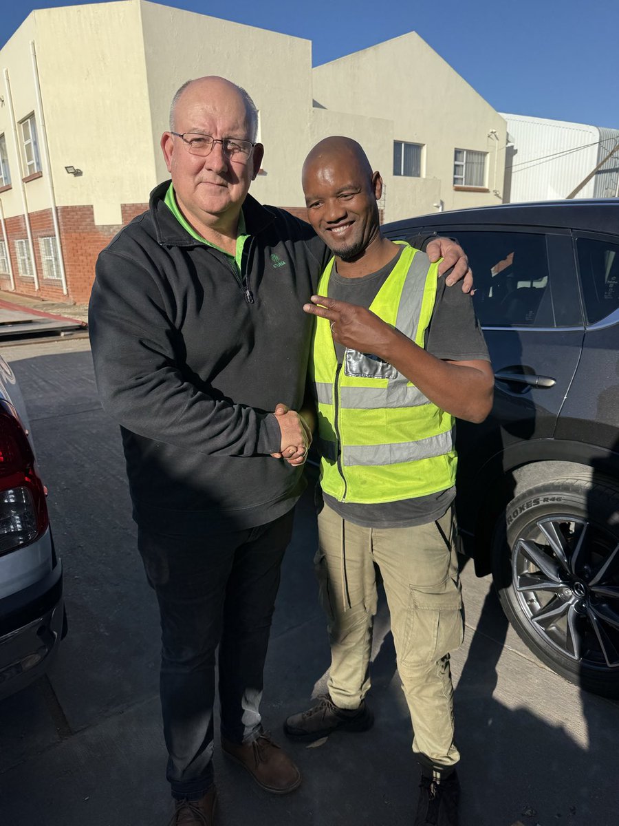 AtholT's tweet image. Thank you so much to Food Forward SA for donating all this food to the Stars Day care centre in Kwanoxolo in NMB, may you alll be blessed on this special Mandela day.