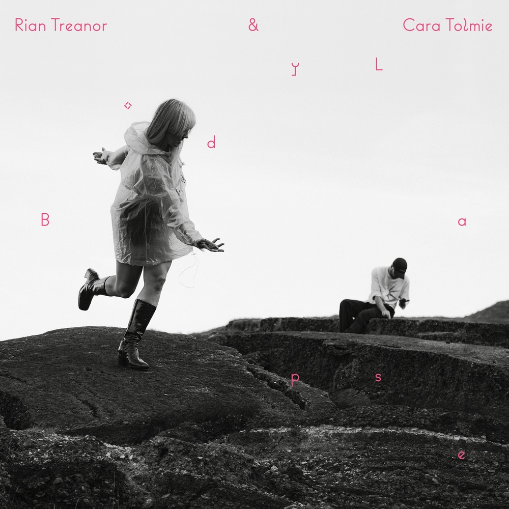bleep's tweet image. Pre-Order Now:
@RianTreanor & Cara Tolmie - Body Lapse
@Planetmurecords
bleep.com/release/516678
In this gnawing, dreamlike space, breath and body become sites of both connection and disruption, sparking thrilling encounters with the unexpected, playful & decisively weird.