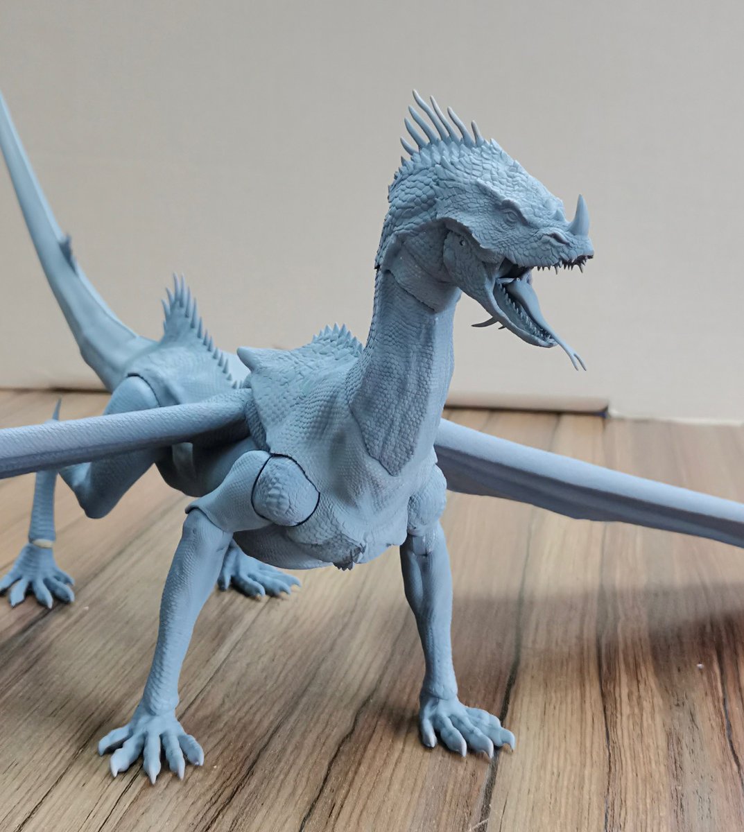 Beast_SculptKit's tweet image. We have an exciting progress update today for our second dragon of the Cyberzoic, Varanus ornithus a.k.a the Lizard Dragon! These are photos of the new fine cut figure direct from the factory. See the preorder for the product info! cyberzoic-toys.backerkit.com/hosted_preorde…
