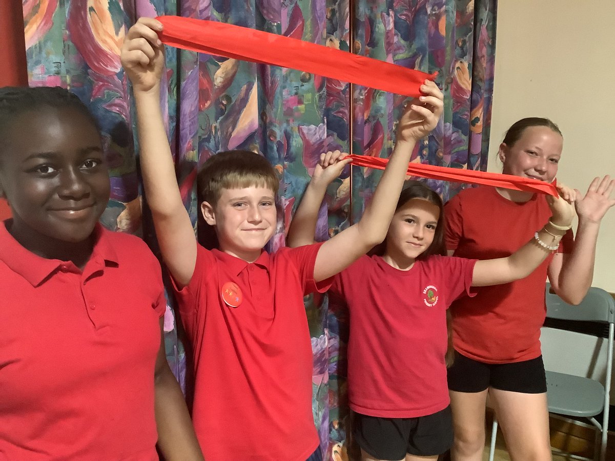 We've had an outstanding week with lots to celebrate and congratulations to summer for winning our sports day! ☀️🥇🏆
And the rest of our winners for this week are...
#celebrationassembly
#SportsDay2025
#Summer
#everyachievement