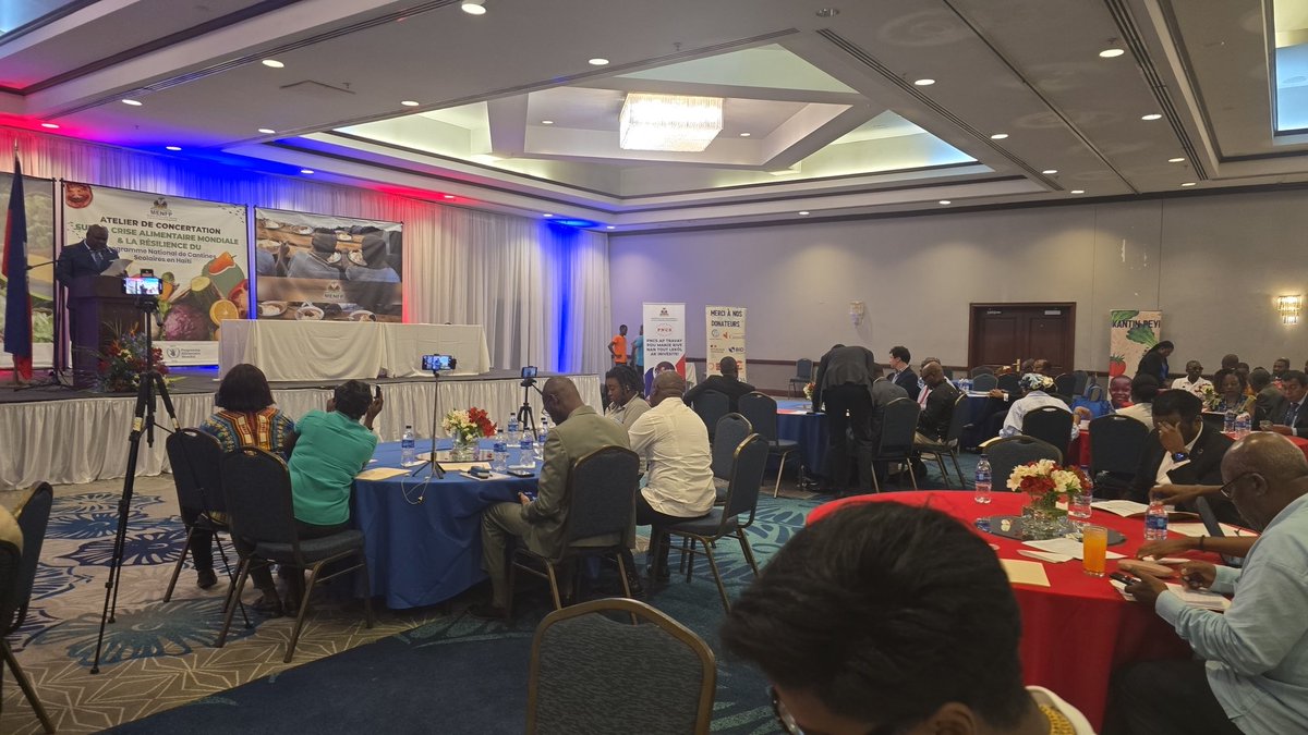 Tenue d'un Atelier de concertation sur la crise alimentaire mondiale et la résilience du programme de cantines scolaires en 🇭🇹, ce vendredi 18 juillet 2025, au Karibe. Cet atelier a été Organisé par le MENFP au profit du PNCS, avec l'appui du Programme Alimentaire Mondial (PAM).