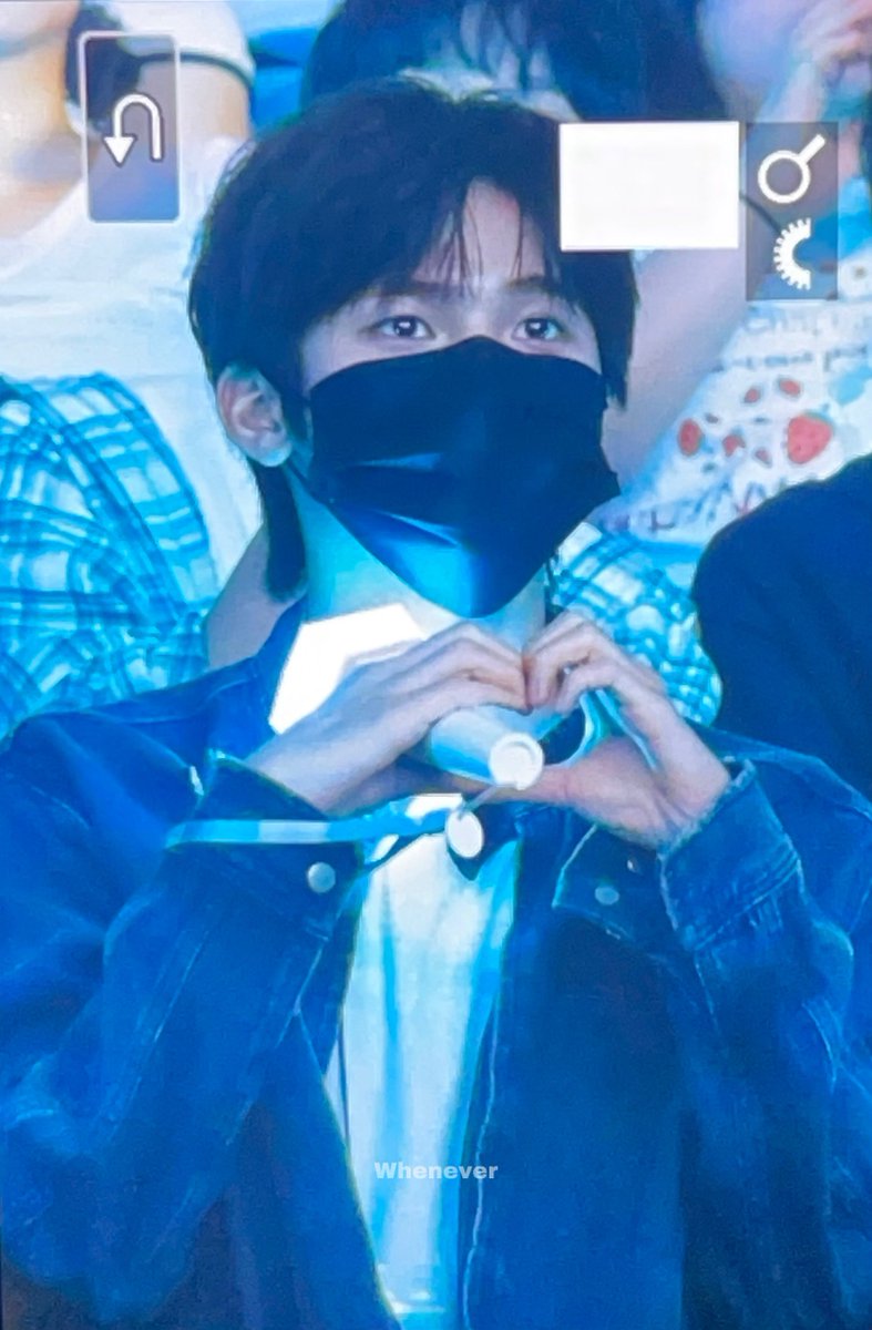 250718

즐겁댱당 🫶🏻

#김지용 #KIMJIYONG #キム·ジヨン