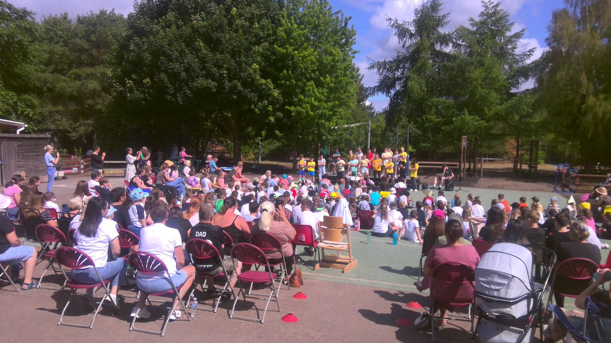 sin_22's tweet image. A great week at Foley!
Make the rules day!
Successful Summer Fete!
Superb graduation 🧑🎓 event and production - followed by our Values Celebration assemblies and superb talent show! 🎤
Now it is time for our staff and families to re-charge.
