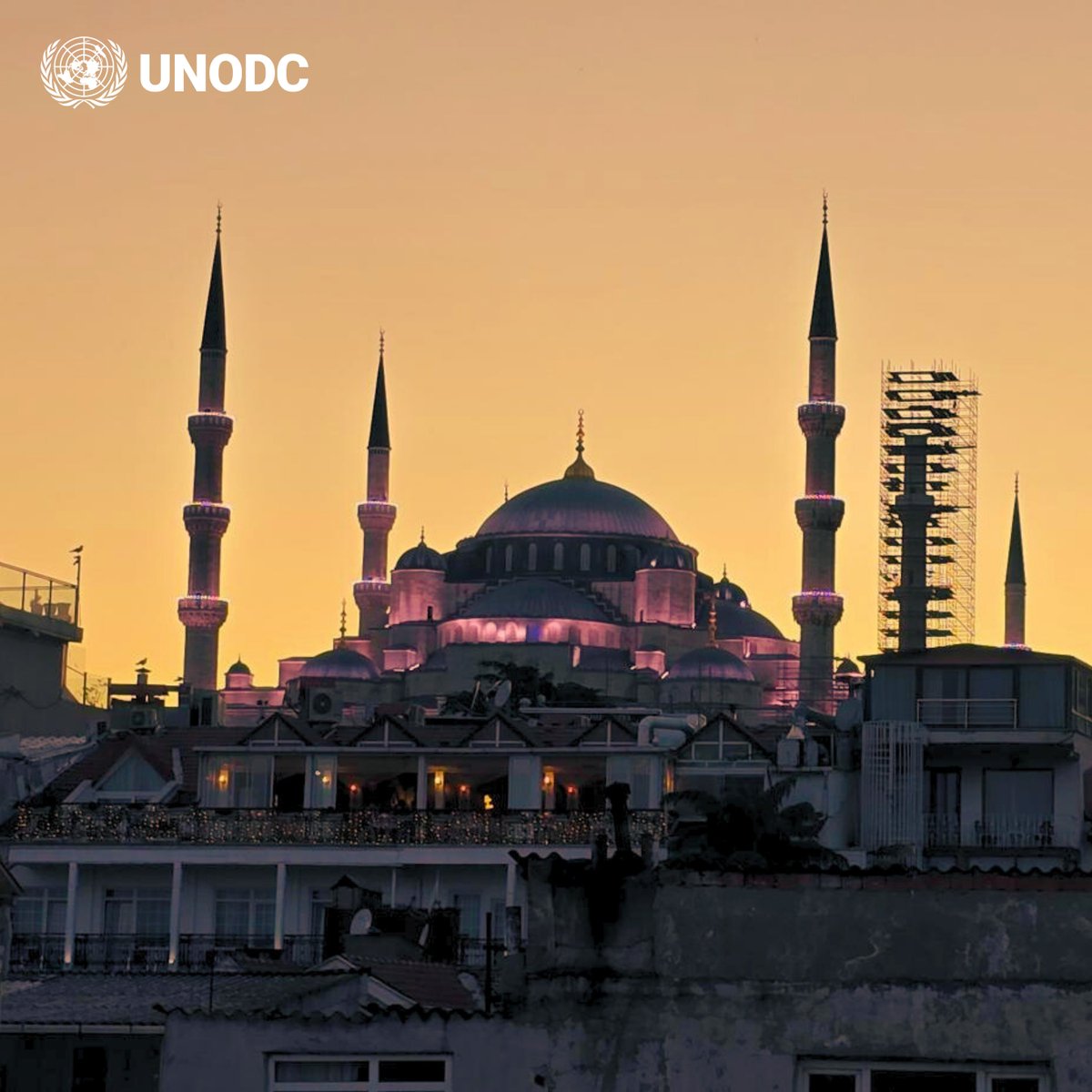 UNODC_Firearms's tweet image. Illicit firearms sometimes serve as currency to finance terrorist activities & as a source of income for criminals.
UNODC & experts from 5 Central Asian Countries met in Türkiye to enhance cooperation & share experiences to better tackle #FirearmsTrafficking & related threats.