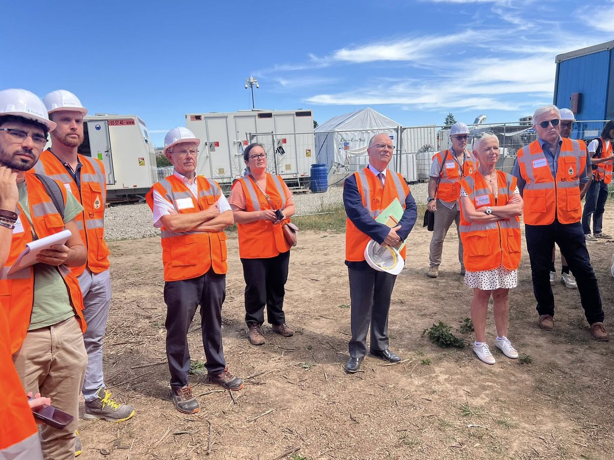 KlinkertBrigitt's tweet image. Visite cet après-midi du site PCUK Wintzenheim par @SylvainWaserman, Président de l’Adem, le @Prefet68 , @HubertOttAlsace, et les maires de Wintzenheim Serge Nicole et de Colmar, @EricStraumann.
Des études préalables impressionnantes sont menées pour permette la dépollution du…