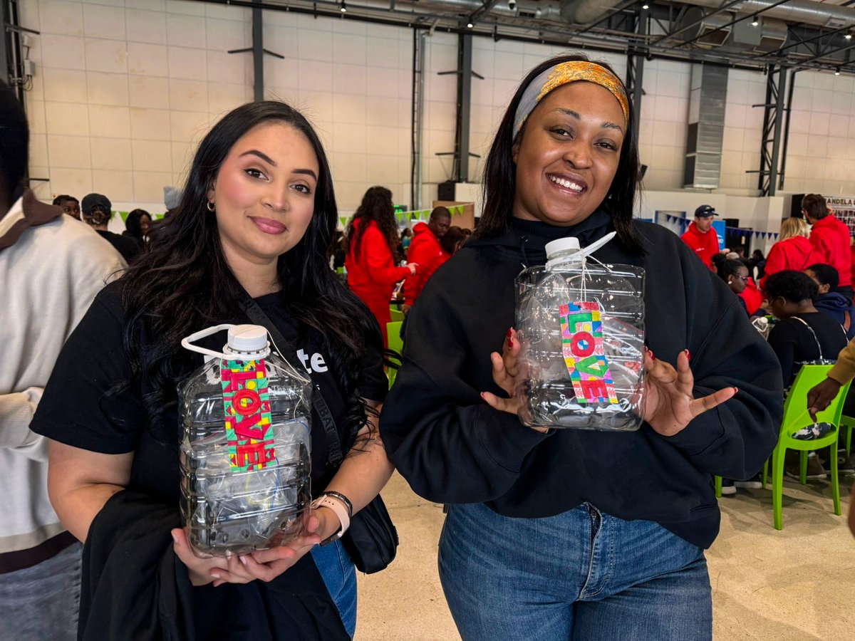 DeloitteSA's tweet image. "What counts in life is not the mere fact that we have lived. It is what difference we have made to the lives of others that will determine the significance of the life we lead." - Nelson Mandela 
➖ 
#ImpactThatMatters #MandelaDay #67Minutes #DeloitteSouthAfrica #SharedValues