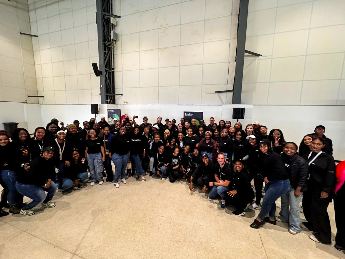 DeloitteSA's tweet image. "What counts in life is not the mere fact that we have lived. It is what difference we have made to the lives of others that will determine the significance of the life we lead." - Nelson Mandela 
➖ 
#ImpactThatMatters #MandelaDay #67Minutes #DeloitteSouthAfrica #SharedValues