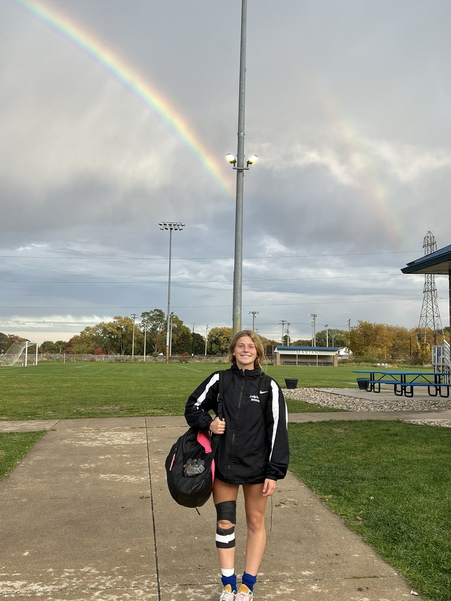 MLadyKnights's tweet image. All-American!!!! Congrats to Daisy on being named a Scholar All-American!!! This high honor is given to players who demonstrated excellence on the field, in the classroom, and off the field in the community! 
@marianhssports @MastodonWSoccer 

unitedsoccercoaches.org/2024-25-high-s…