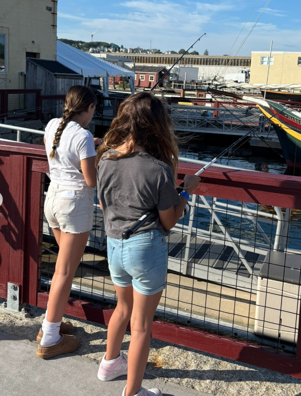 MassDFG's tweet image. Did you know you can learn to fish with us? 🎣 Each summer, @MassDMF hosts saltwater angler education clinics across the state!
Learn more and find an event near you > mass.gov/info-details/s…