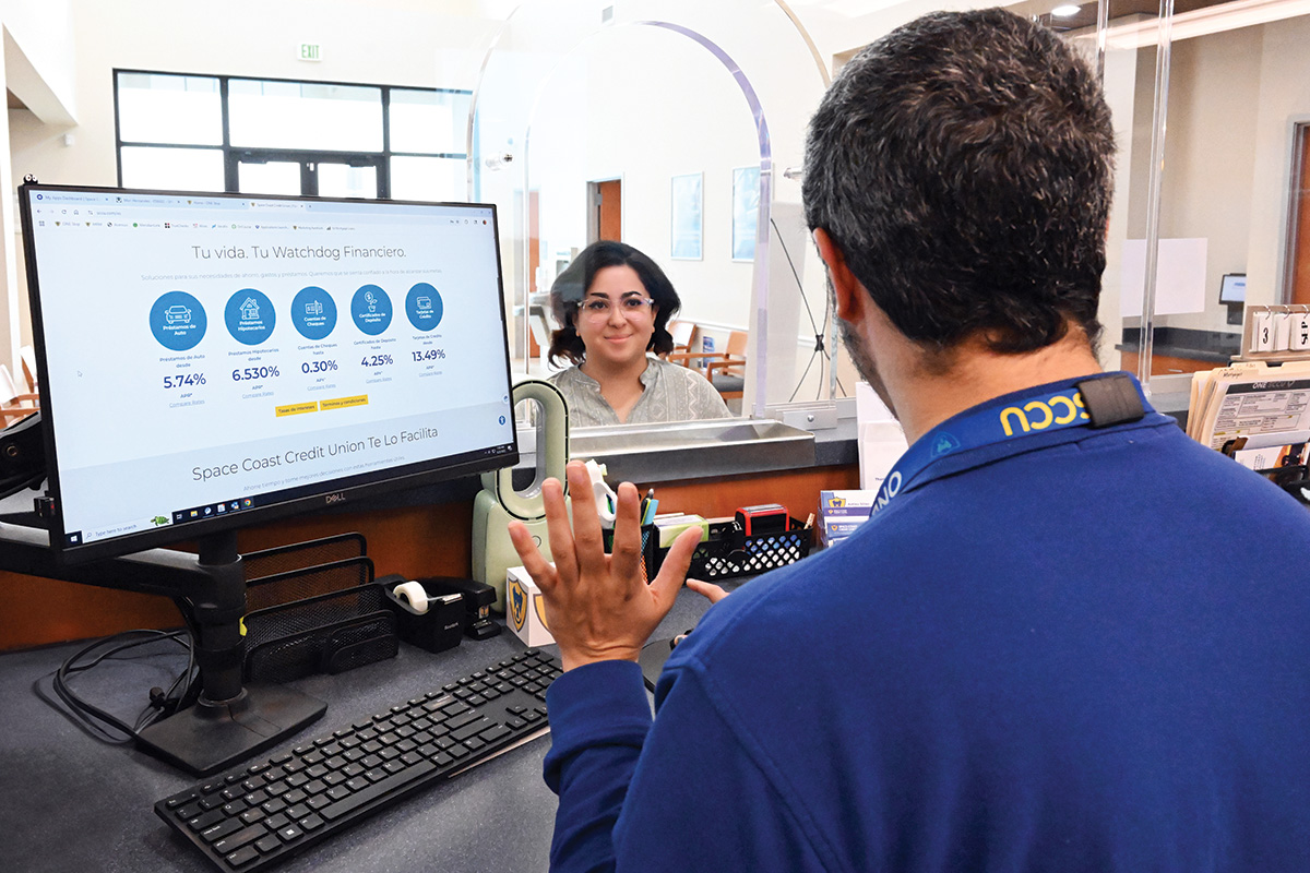FloridaTrend's tweet image. 🏦 Space Coast Credit Union developed new bilingual strategies to increase accessibility for its Spanish-speaking customers. bit.ly/4lxZh6F
#BilingualBanking #SpaceCoastCreditUnion #FinancialAccess #FloridaFinance