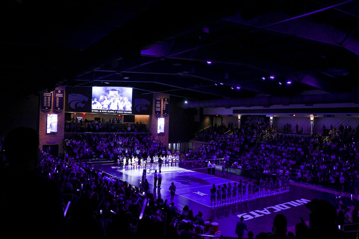 KStateVB's tweet photo. Big time energy. Big time fans. Be part of it.
Renew your 2025 K-State Volleyball season tickets and help keep Morgan Family Arena rockin'.
⏳ Just 2 weeks remain to lock in your seats!
🎟️ https://t.co/J18gLFSLTZ
#KStateVB #GoCats https://t.co/pOdNXTAWRv