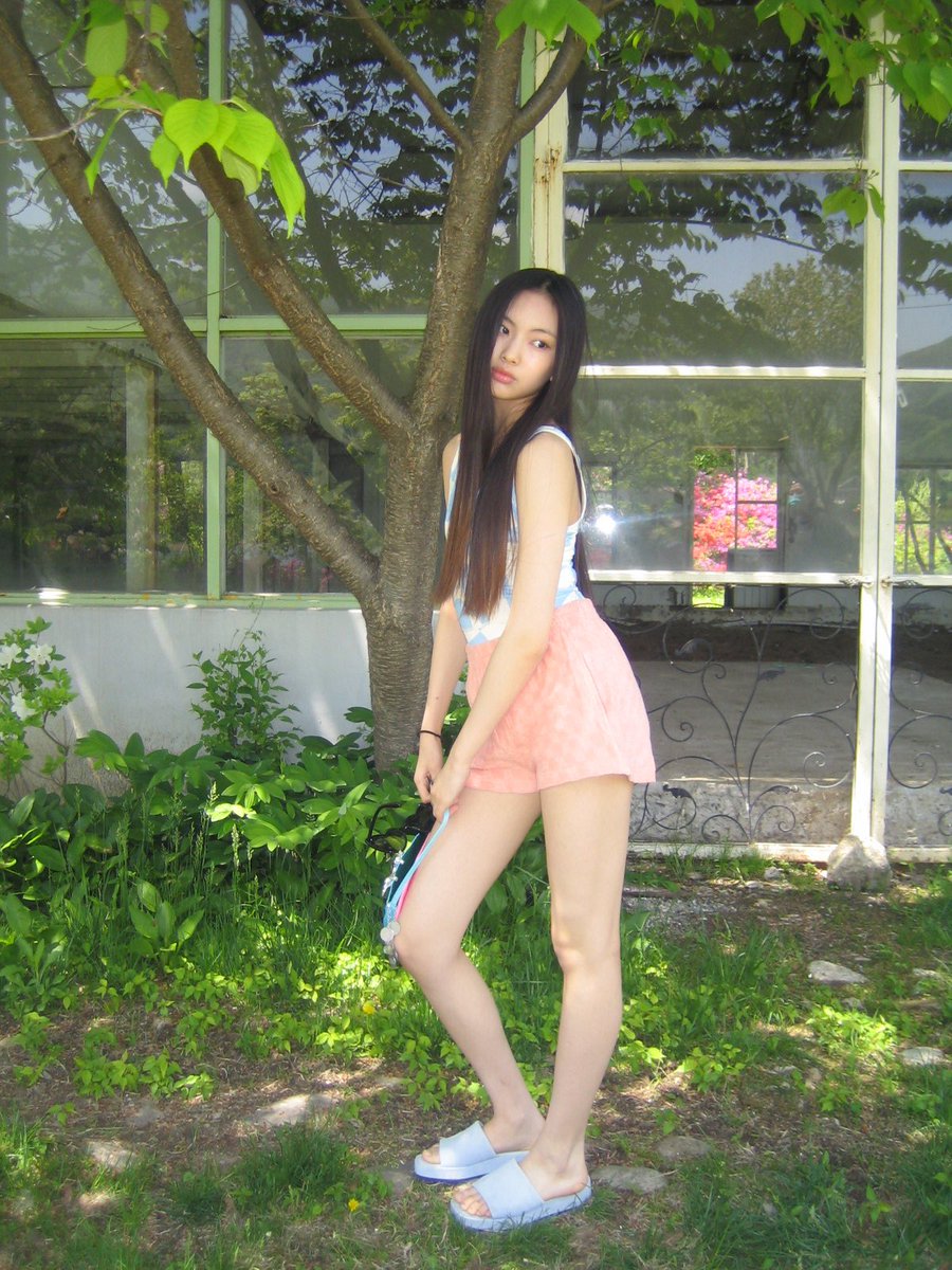 hyeiyin's tweet image. minha cabritinha