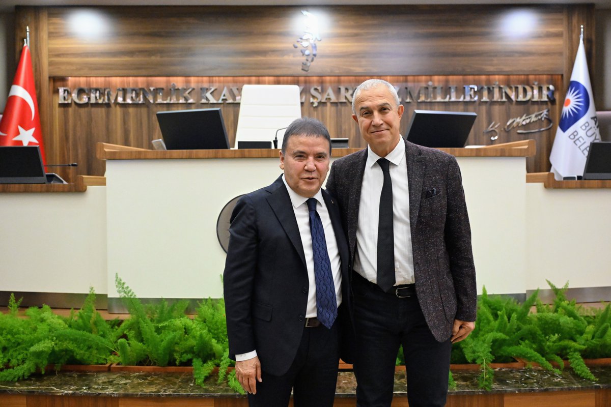 Antalya Turizm Koruma ve Gelişim Bölgesi Altyapı Hizmet Birliği (ANTAB) Başkanvekilliği görevine seçilen Alanya Belediye Başkanımız Osman Tarık Özçelik’i (<a href="/osmantarikozclk/">Osman Tarık Özçelik</a>) gönülden tebrik ediyor, başarılar diliyorum. Bu dönemde üstlendiği bu önemli görevi en iyi şekilde