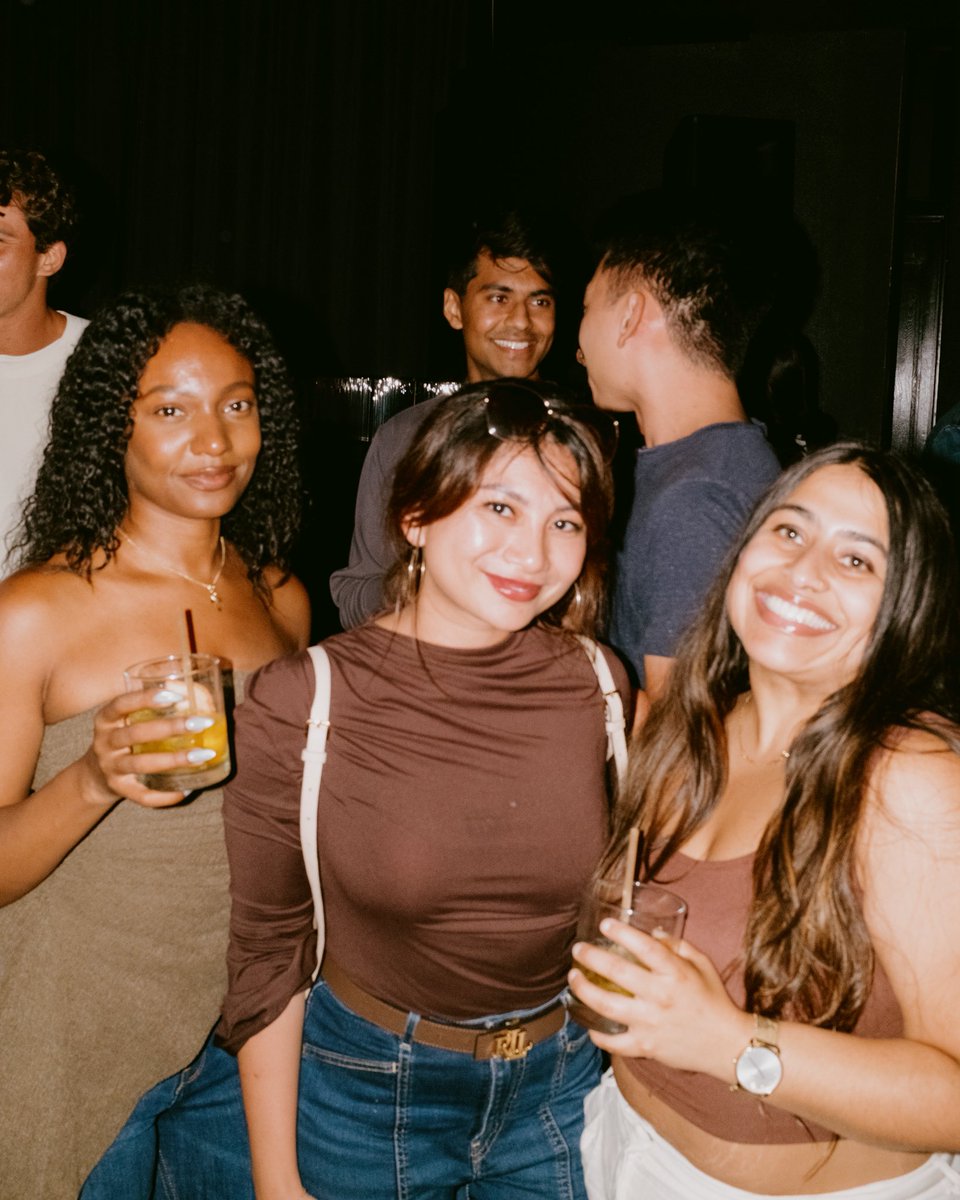 AndrewYang's tweet image. When great people get together it’s the best feeling. Offlineparty.com